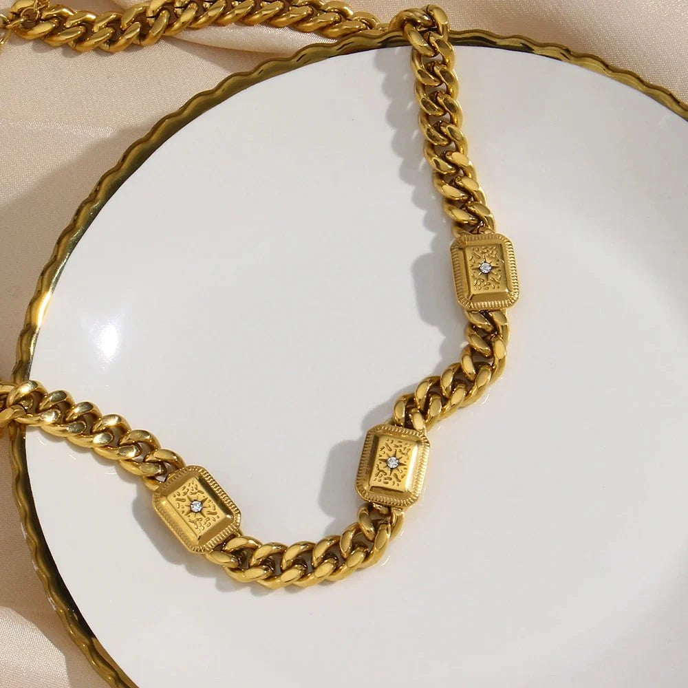 18k Cuban North Star Tarot Necklace and Earring