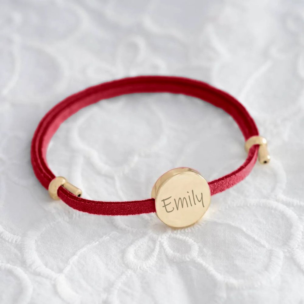 18k Custom Suede Circle Name Bracelet in gold