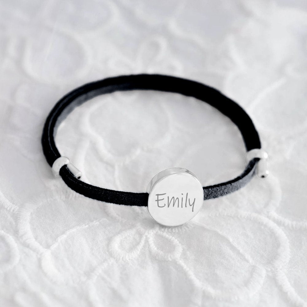 18k Custom Suede Circle Name Bracelet in silver