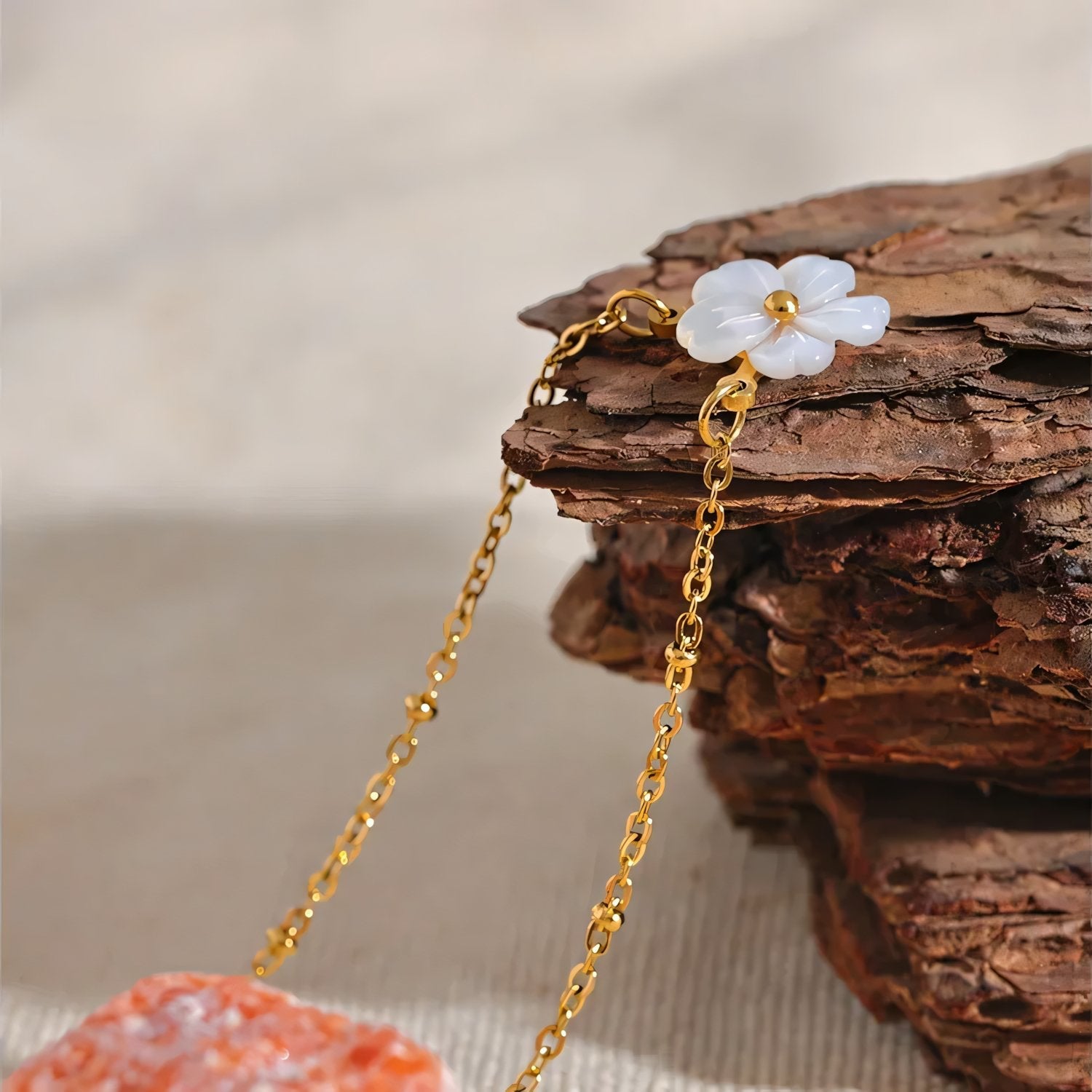18k Dainty White Floral Necklace
