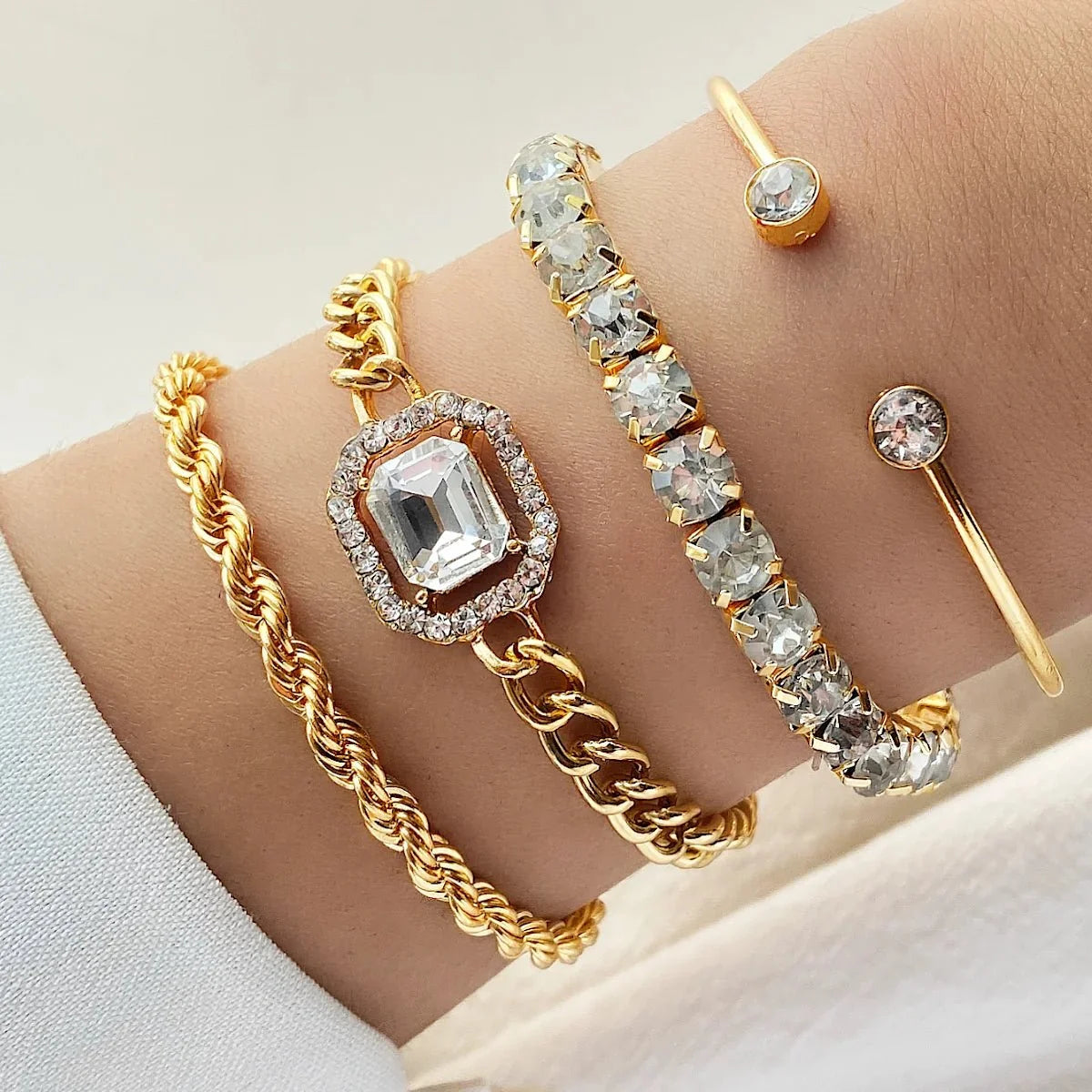 4pcs Diamond Shimmer Bracelet Stack in gold