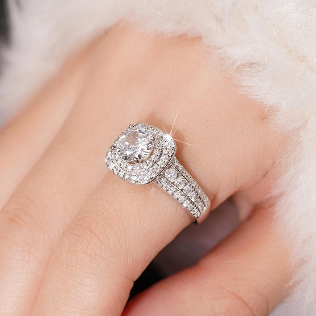 Elegant Climbing Diamonds Ring