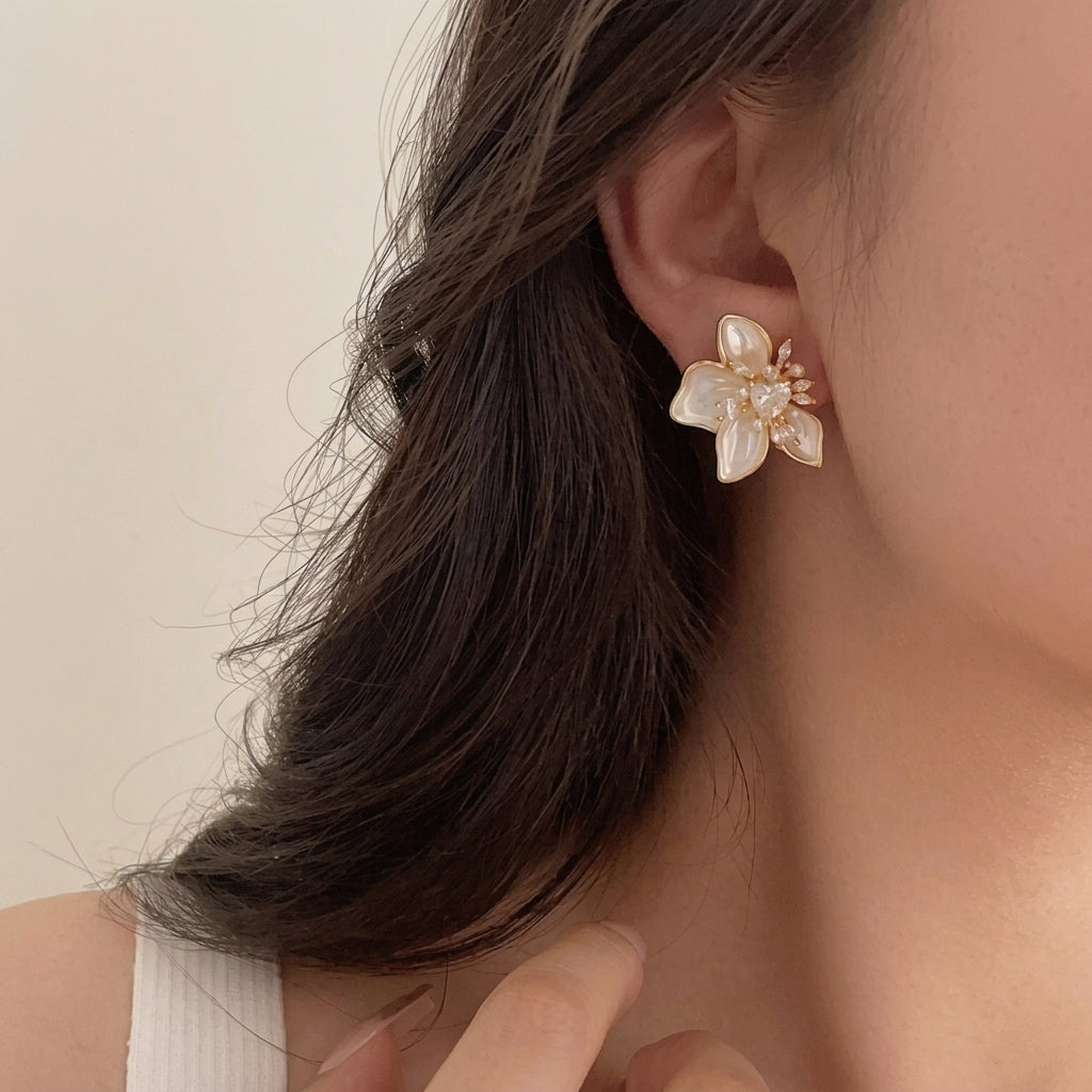 Elegant Heart Floral Pearl Earrings