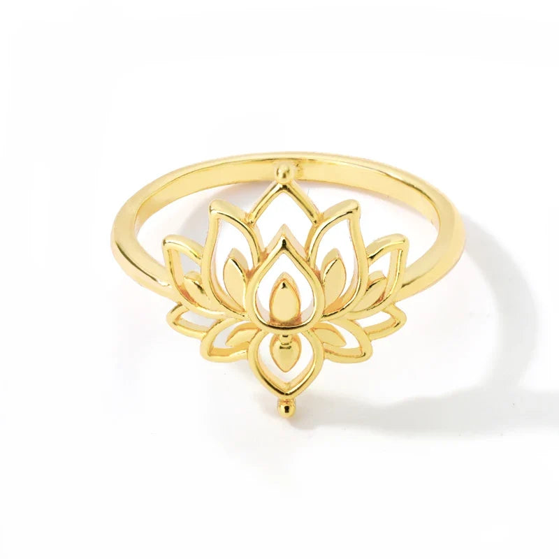 Dainty Lotus Flower Outline Ring in gold
