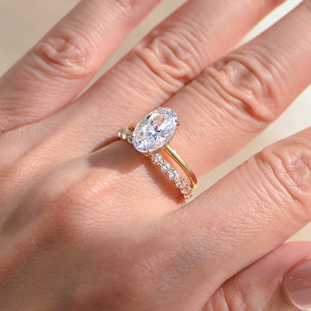 S925 2pc 4.5CT Solitare Oval Ring in gold