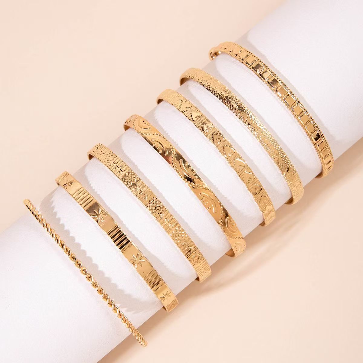 8pc Floral Accented Adjustable Textured Cuff Stack