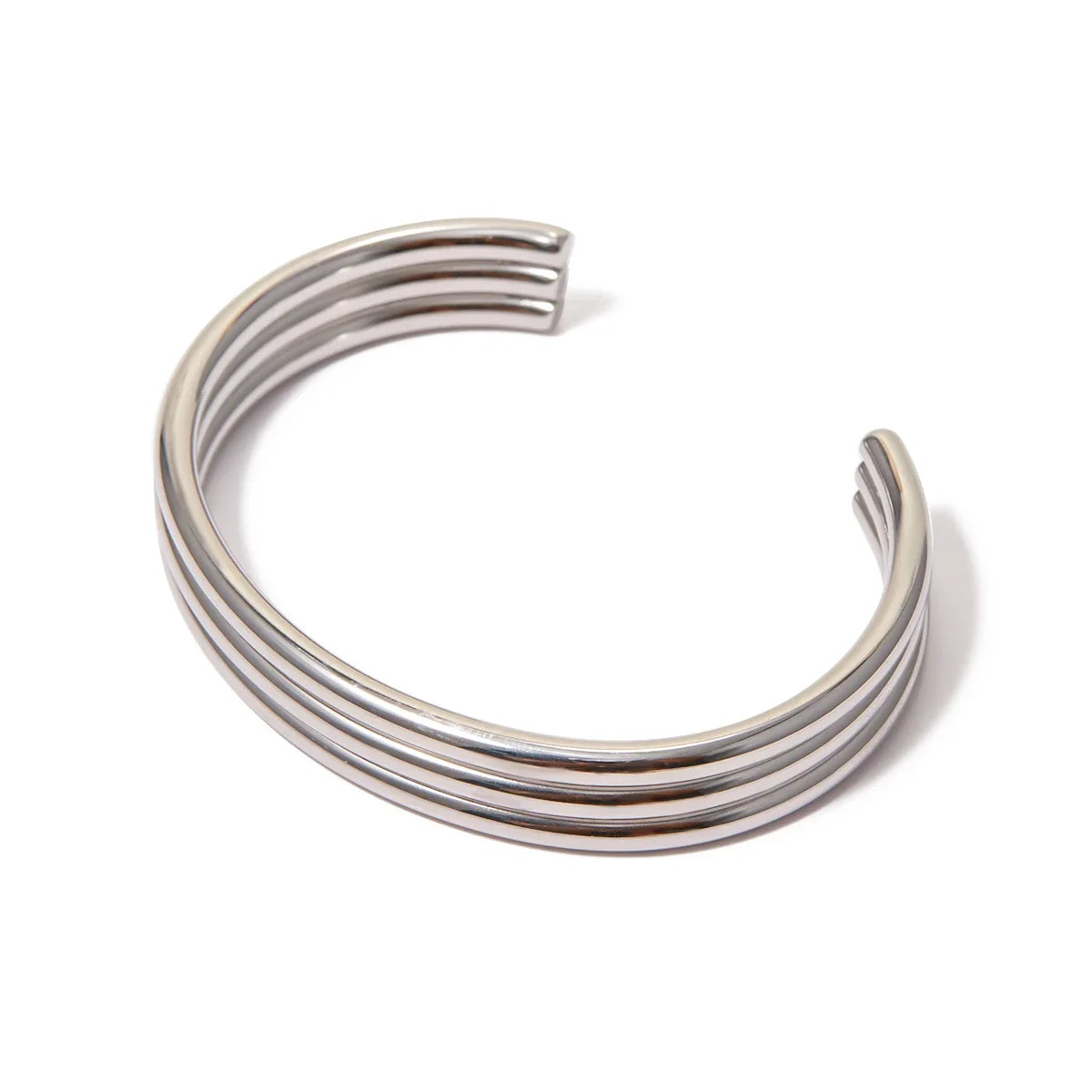 18k Triple Ribbed Bangle Bracelet in silver