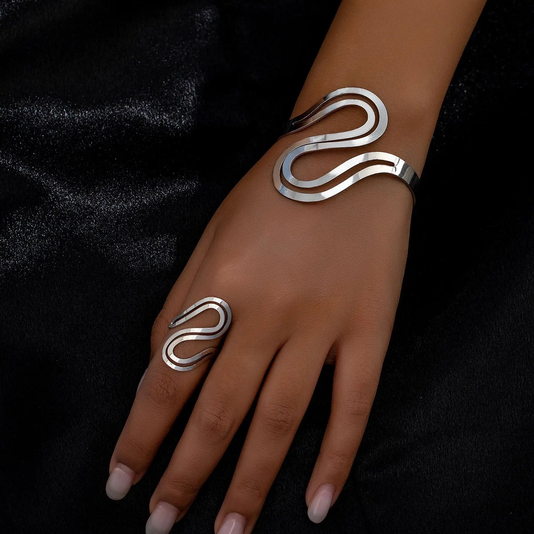 Adjustable Modern Swirl Bracelet and Ring Set in silver