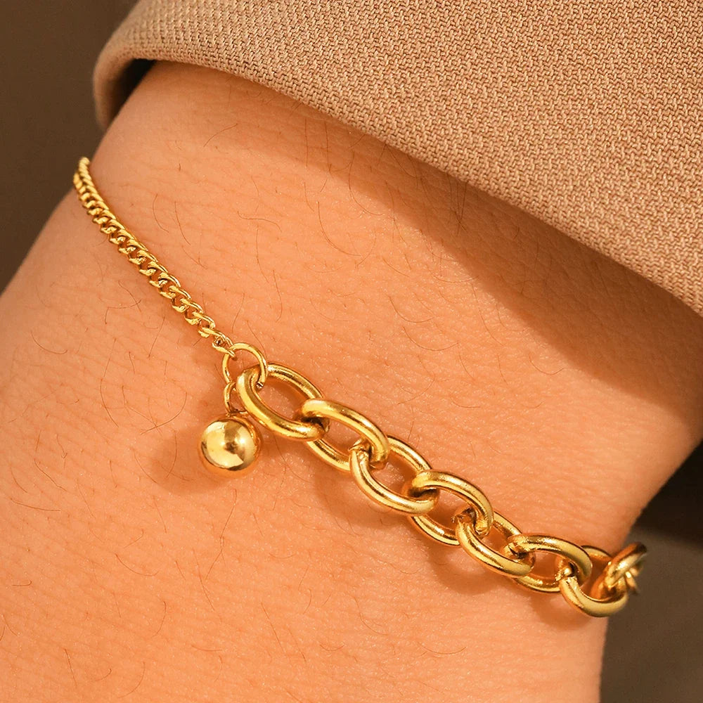Dainty Curb & Bold Paperclip Chain Bracelet in gold
