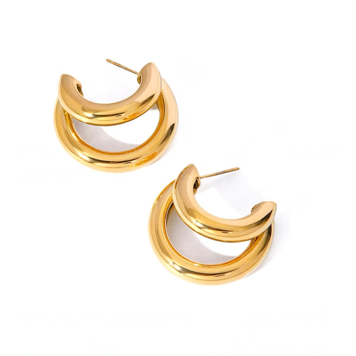 18k Crescent Outline C Shaped Earrings in gold