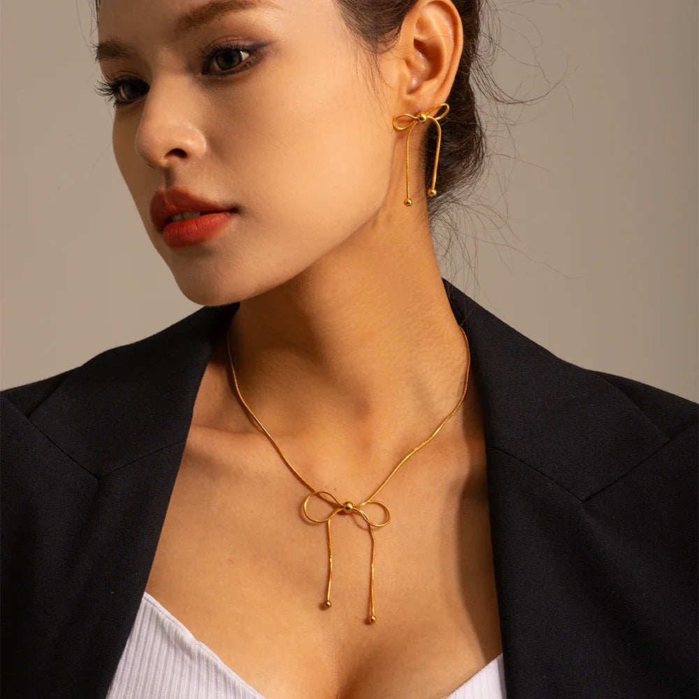 18k Dainty Feminine Chain Bow Earrings