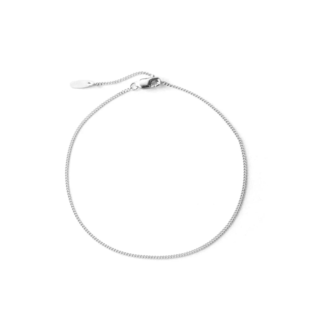 18k S925 Minimal Thin Curb Bracelet in silver