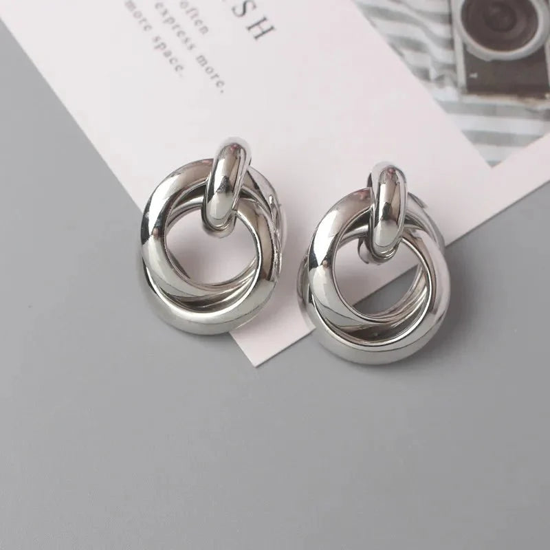 Circular Geometric Interwoven Earrings in silver