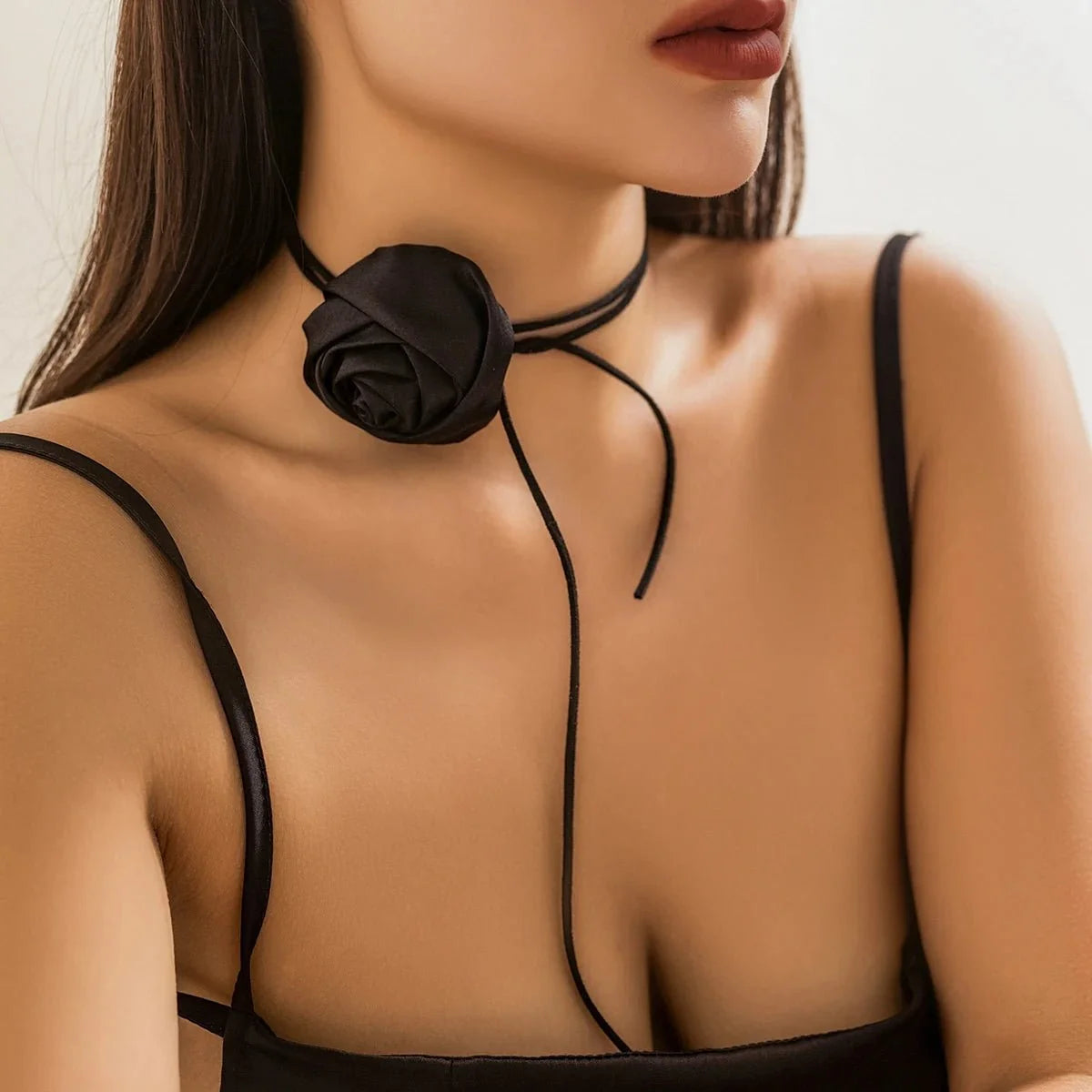 Classy Rose Floral Choker Necklace in black