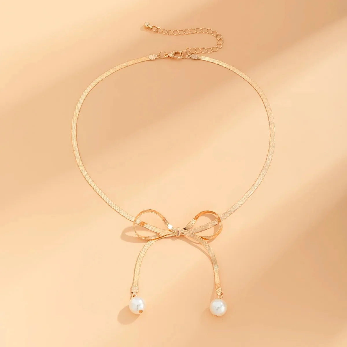 Dainty Herringbone Pearl Bow Necklace