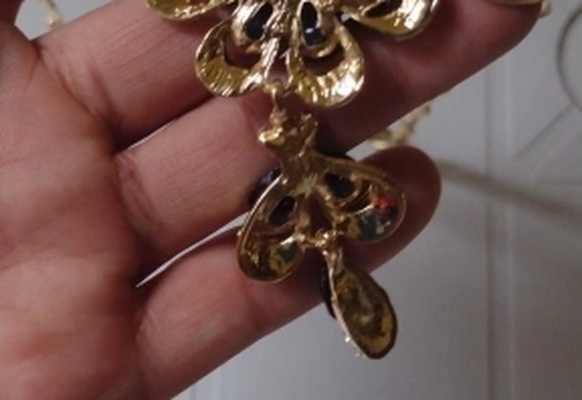 Floral Diamond Necklace and Earring Set worn by a customer