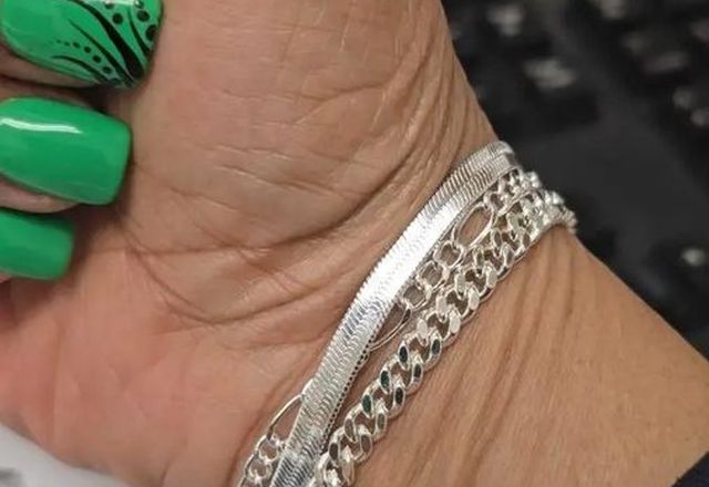 5pc Classic Bracelets Stack worn by a customer