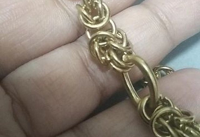 Contrasting Statement Chain Bracelet worn by a customer