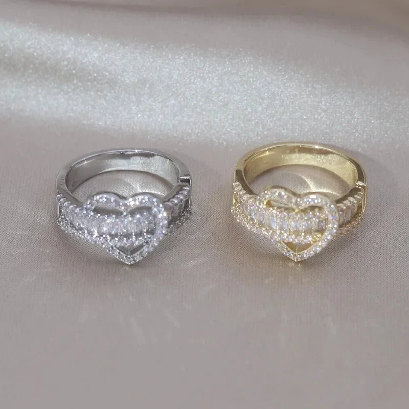 14k Lovers Loop Diamond Heart Ring