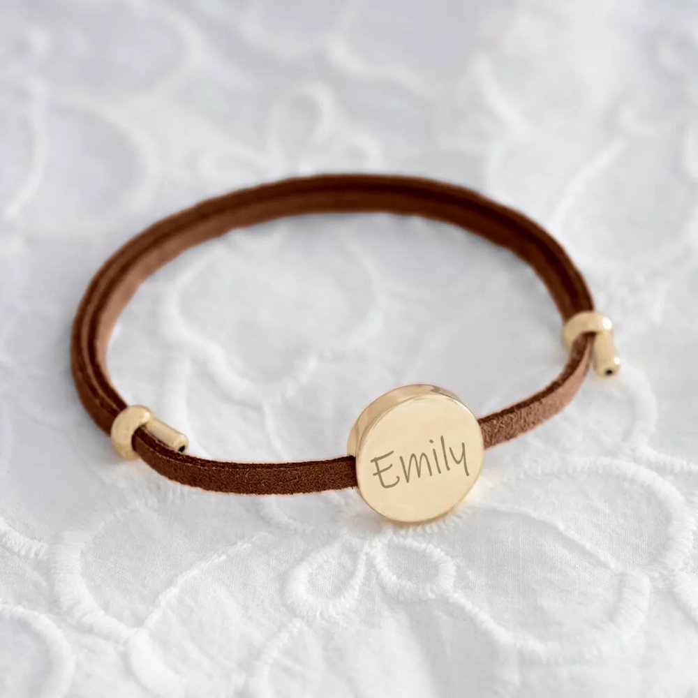 18k Custom Suede Circle Name Bracelet in gold