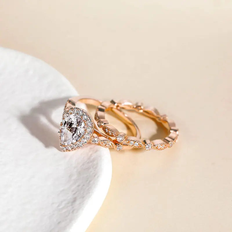 2pc Pear Cut Ring Set