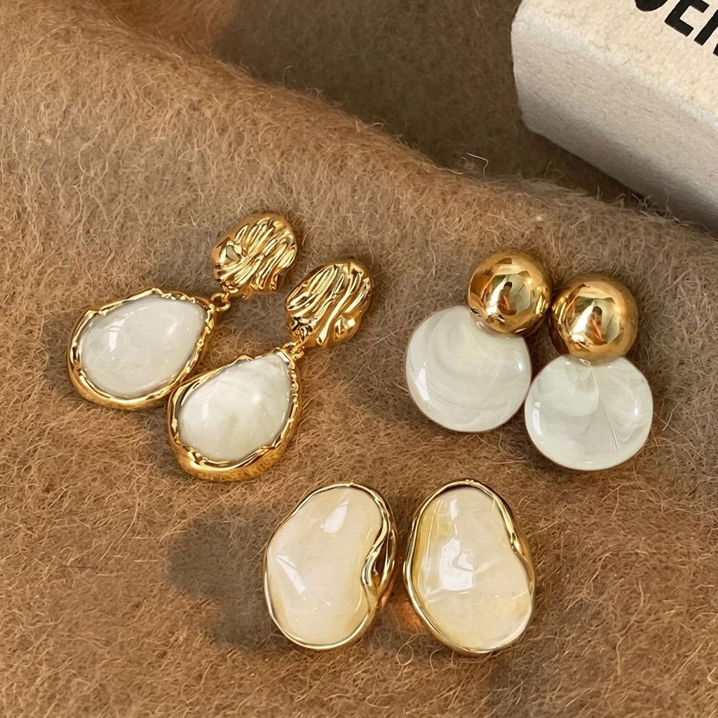 5x White & Gold Enamel Earrings Sets