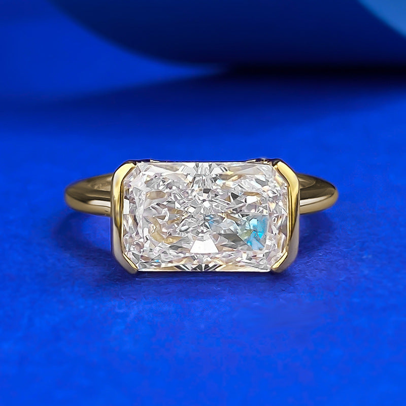 S925 East-West Emerald Cut Ring in gold