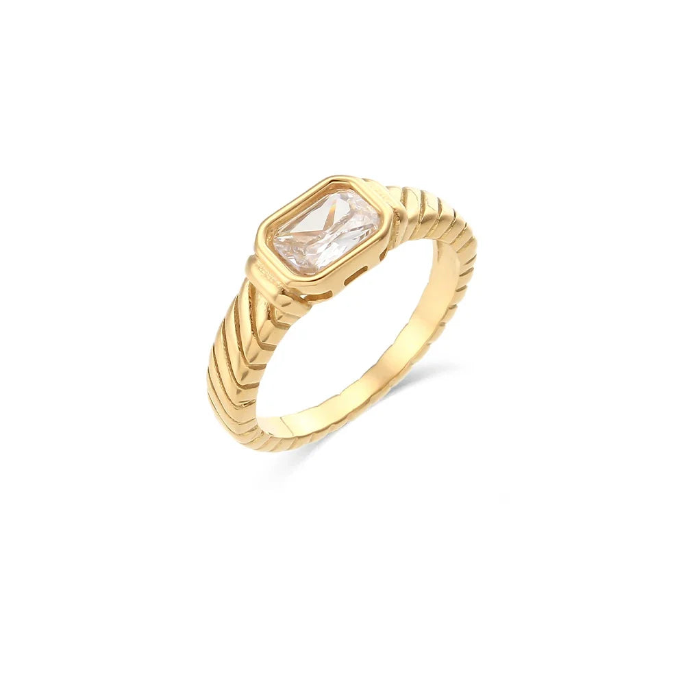 Cross Striped Baguette Diamond Ring in white