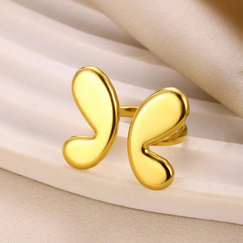 Adjustable Bubble Butterfly Wings Ring in gold