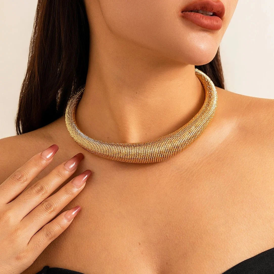 Classy Chunky Textured Choker Necklace in gold