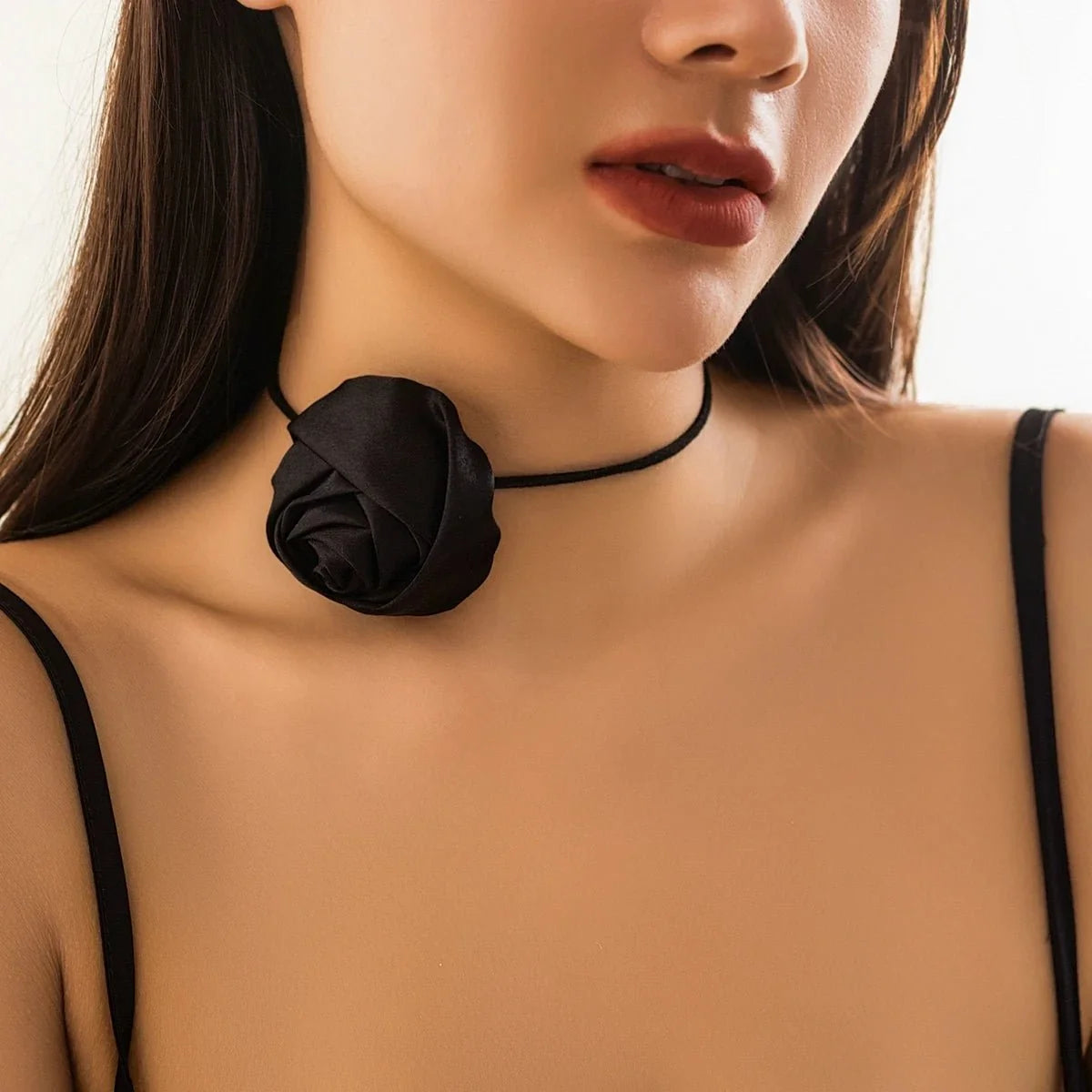 Classy Rose Floral Choker Necklace