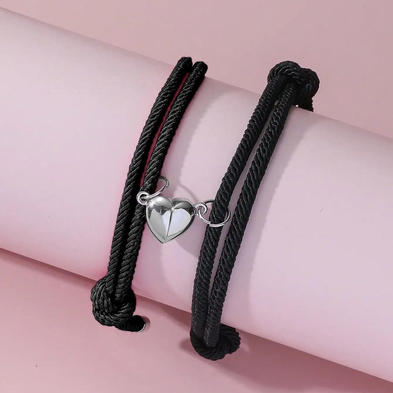 Couples Magnetic Heart Rope Bracelet Set in black & black