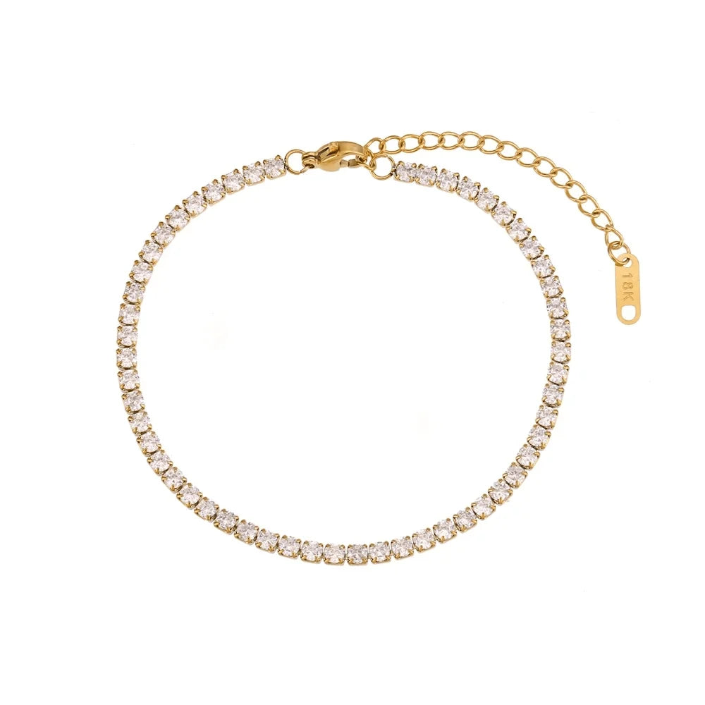 Dainty Accented Gold Chain Anklets