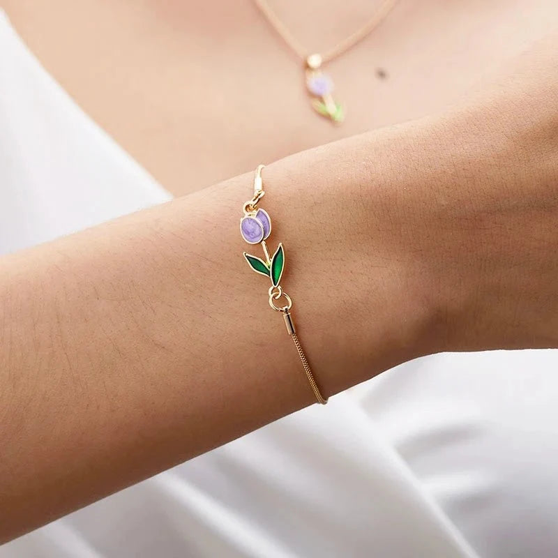 Feminine Floral Tulip Bracelet and Necklace Set in purple