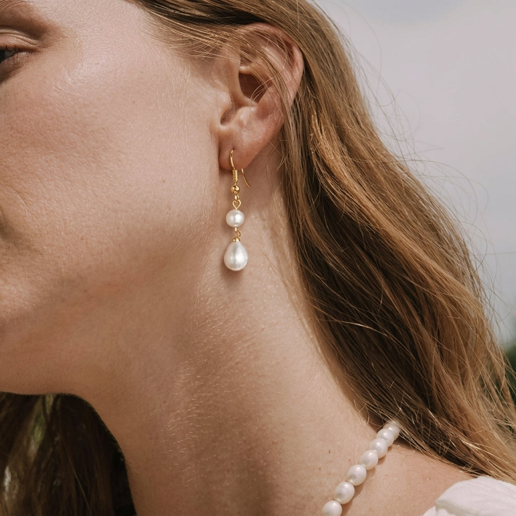 Dainty Pearl Droplets Earrings