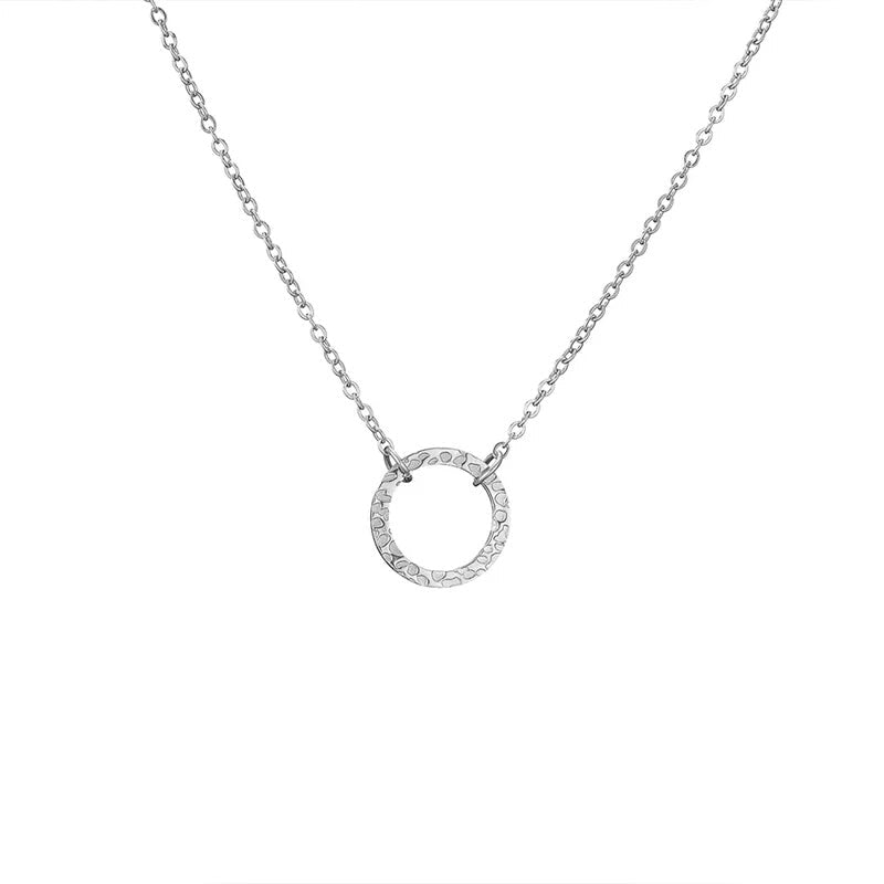 Minimal Textured Circle Necklace in silver