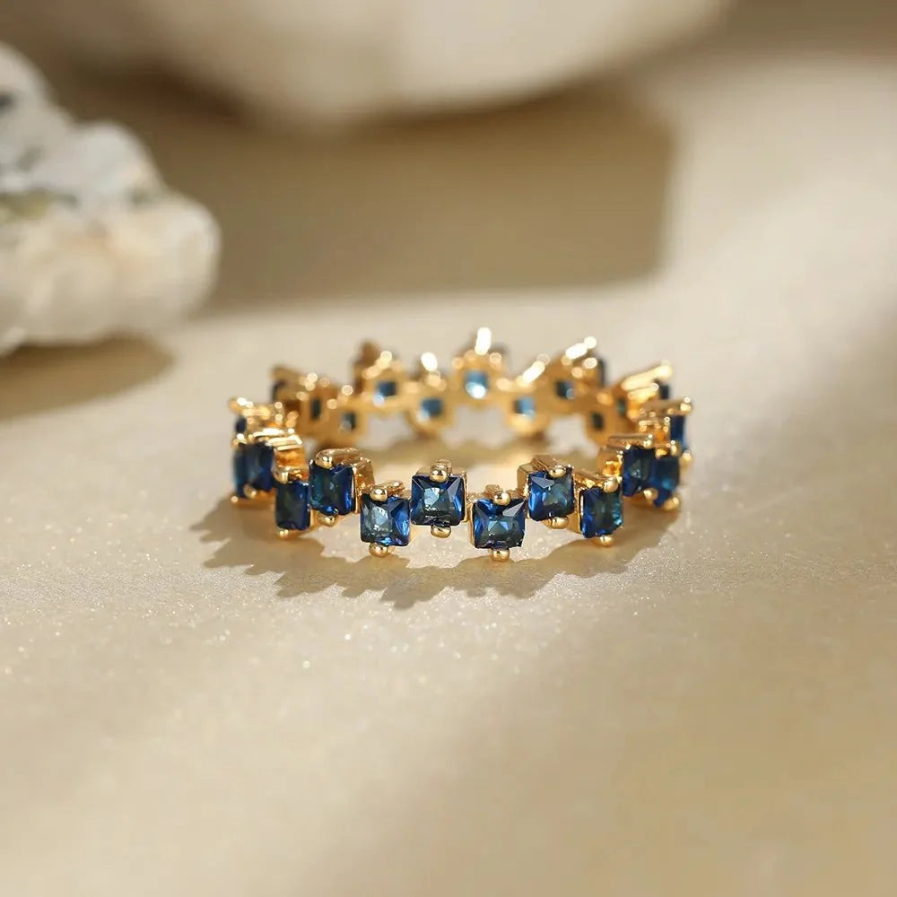 Scattered Cubic Diamonds Dainty Ring in blue