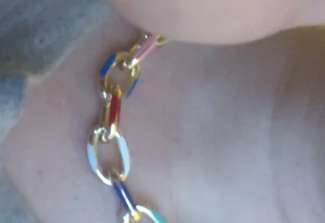 Colorful Chain Bracelet and Necklace Set worn by a customer