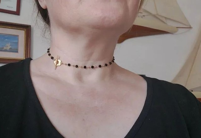 Floral Choker Flower Clasp Necklace worn by a customer