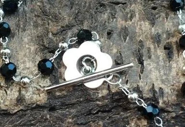 Floral Choker Flower Clasp Necklace worn by a customer