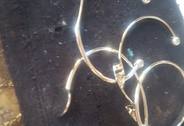 5pcs Twist Bangle Bracelet Stack worn by a customer